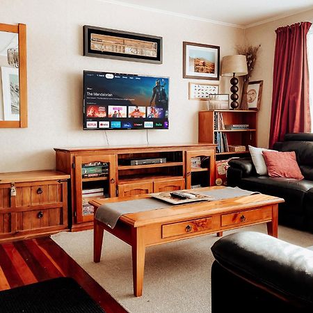 Alpine House Tongariro - Turangi Holiday Home Luaran gambar